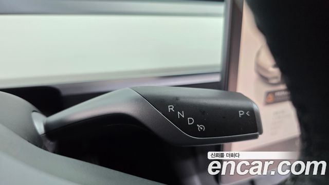 Tesla Model Y 2022 — photo 12