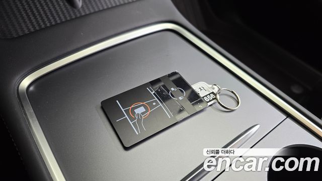 Tesla Model Y 2024 — photo 20