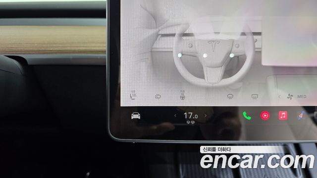 Tesla Model Y 2024 — photo 21