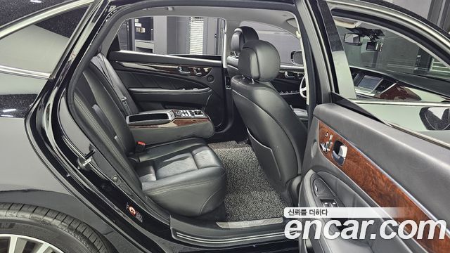 Hyundai Equus 2013 — photo 11