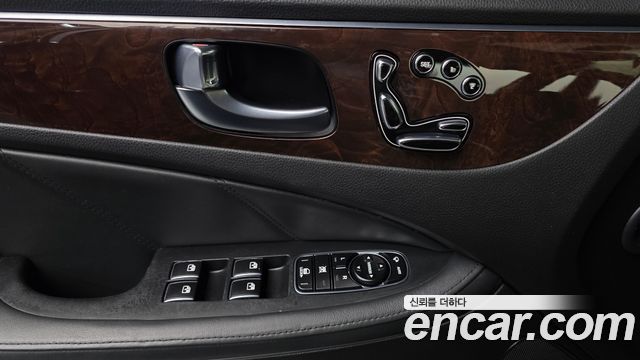 Hyundai Equus 2013 — photo 12