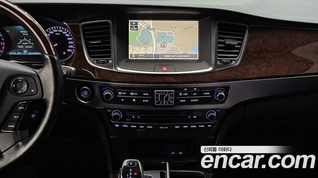 Hyundai Equus 2013 — photo 17