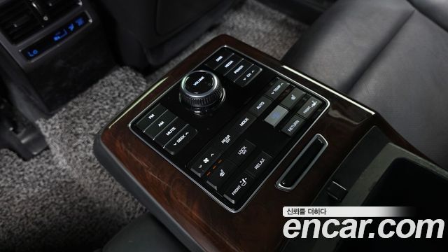 Hyundai Equus 2013 — photo 19