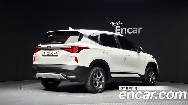 Kia Seltos 2020 — photo 2