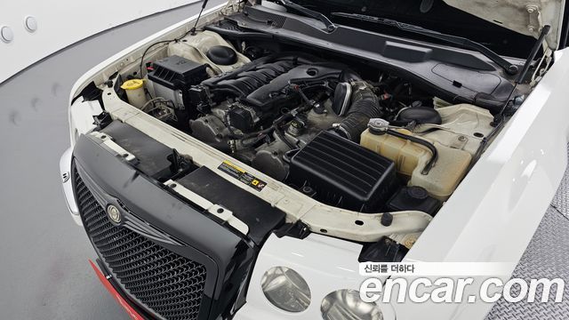 Chrysler 300C 2006 — photo 6