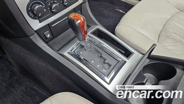Chrysler 300C 2006 — photo 9