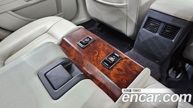 Chrysler 300C 2006 — photo 15