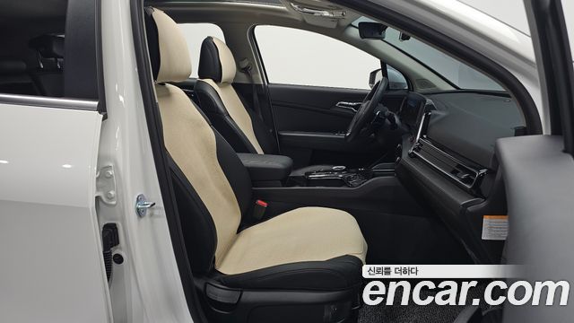 Kia Sportage 2023 — photo 13