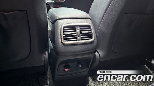 Kia Sorento 2018 — photo 29