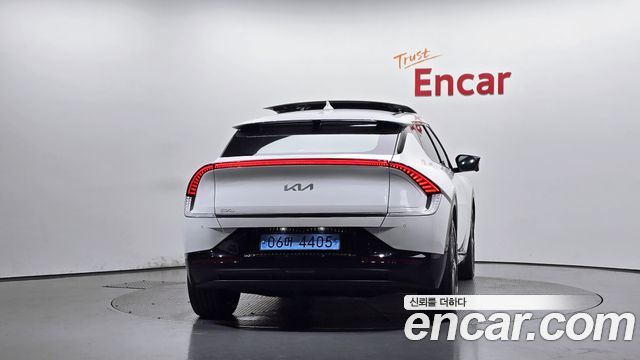 Kia EV6 2022 — photo 4