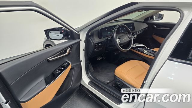 Kia EV6 2022 — photo 11