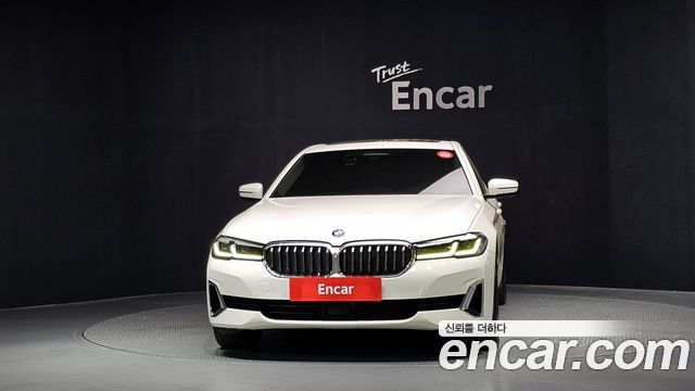 BMW 5-Series 2021 — photo 3