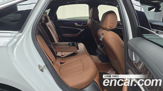 Audi A6 2023 — photo 17