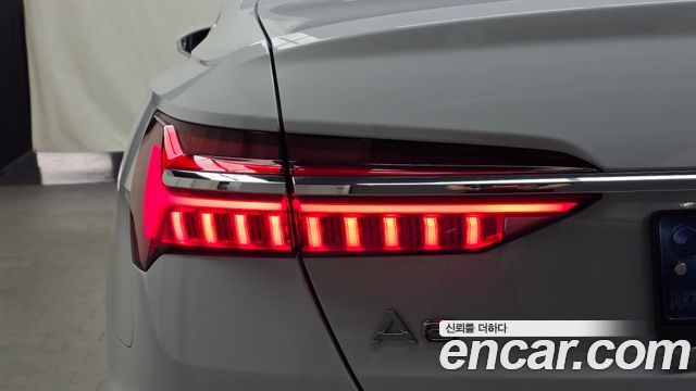 Audi A6 2023 — photo 9
