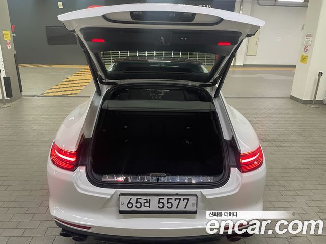 Porsche Panamera 2018 — photo 5