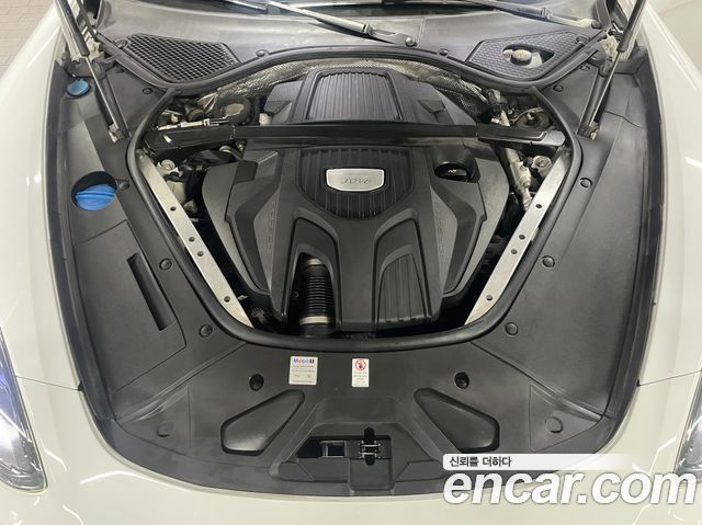 Porsche Panamera 2018 — photo 6