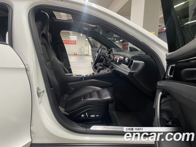 Porsche Panamera 2018 — photo 11