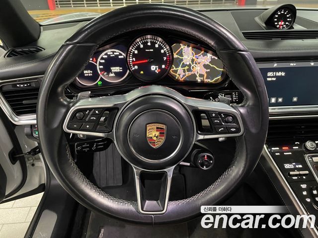 Porsche Panamera 2018 — photo 13