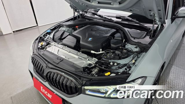 BMW 3-Series 2023 — photo 6