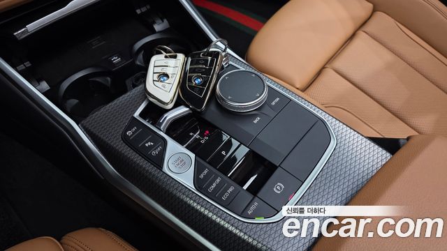 BMW 3-Series 2023 — photo 12