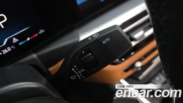 BMW 3-Series 2023 — photo 26