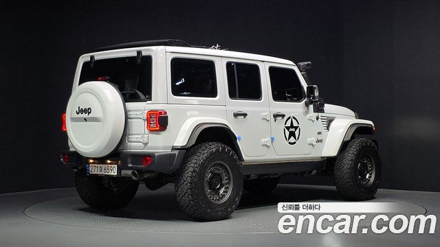 Jeep Wrangler 2022 — photo 2