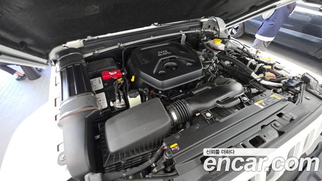 Jeep Wrangler 2022 — photo 6