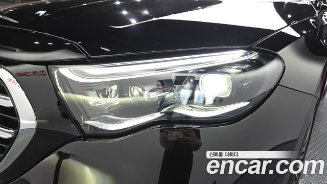Mercedes-Benz E-Class 2026 — photo 8
