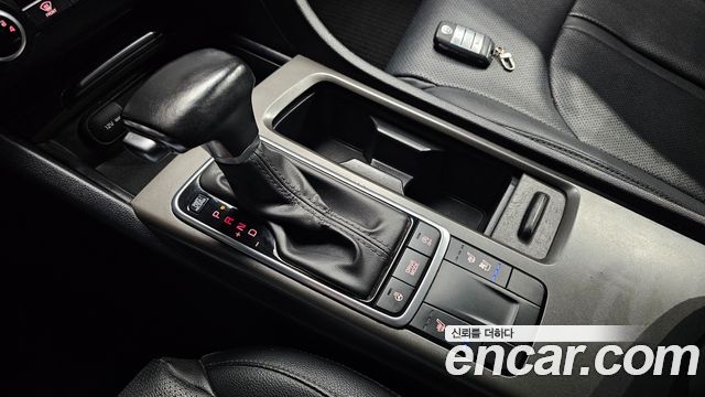 Kia K5 2019 — photo 12