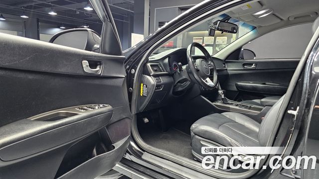 Kia K5 2019 — photo 13
