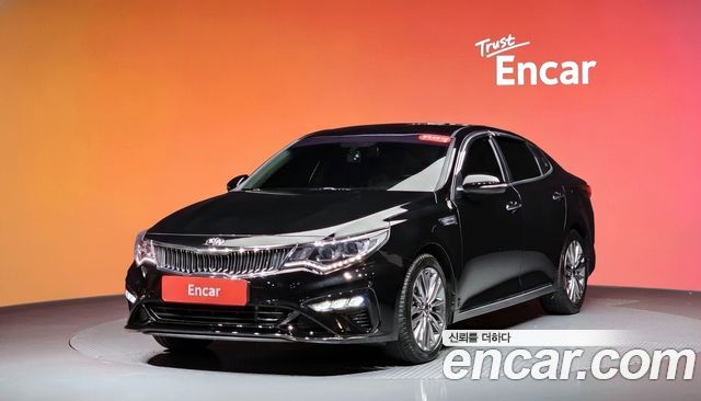 Kia K5 2019 — photo 1