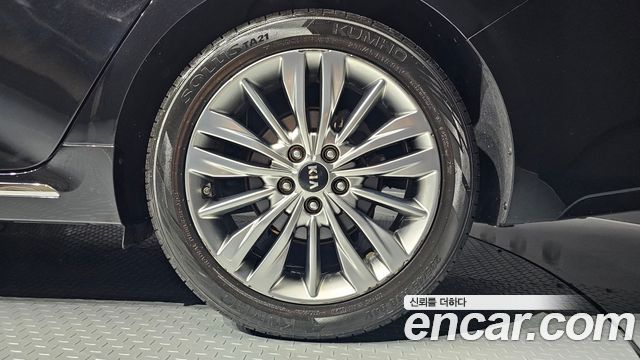 Kia K5 2019 — photo 7