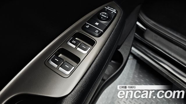Kia K5 2019 — photo 29