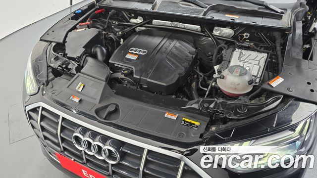 Audi Q5 2022 — photo 6