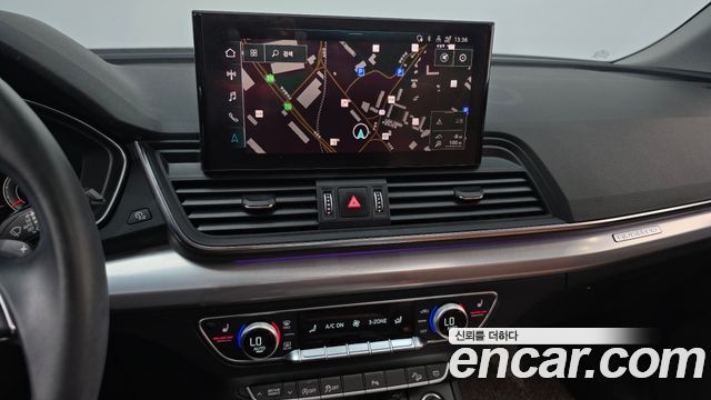 Audi Q5 2022 — photo 20