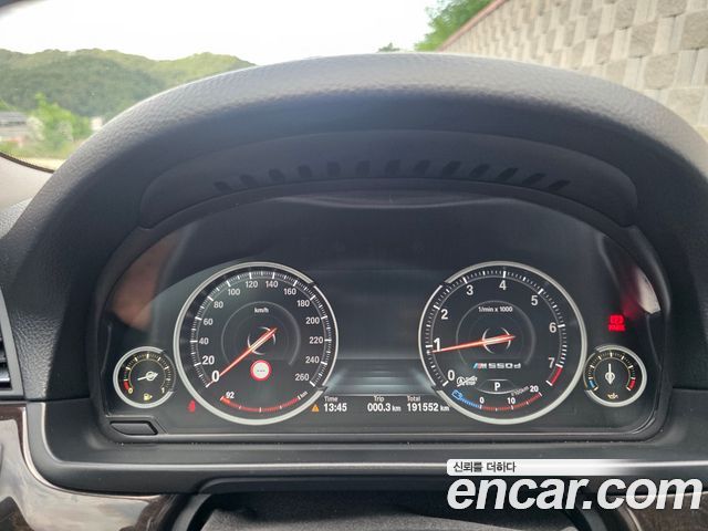 BMW 5-Series 2014 — photo 6