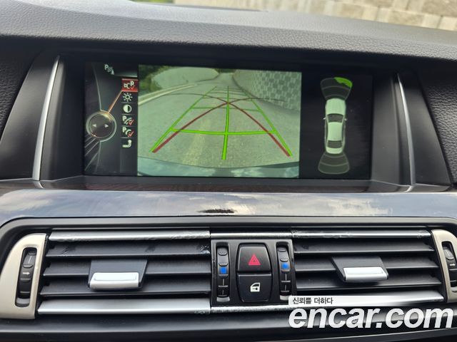 BMW 5-Series 2014 — photo 9