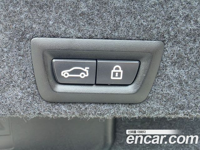 BMW 5-Series 2014 — photo 19