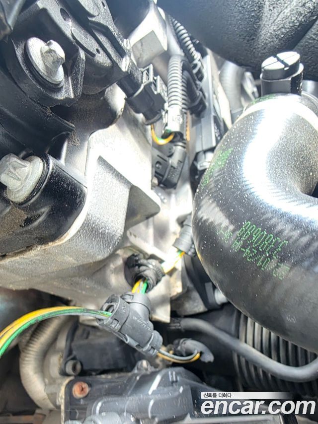 BMW 5-Series 2014 — photo 20