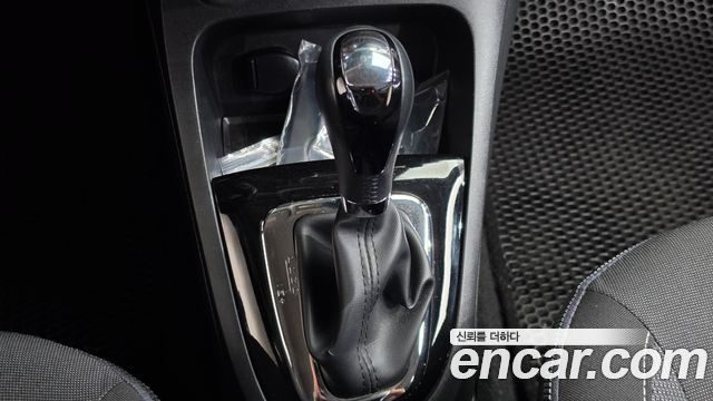 Renault Korea QM3 2015 — photo 9