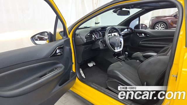 Citroën / DS DS3 2015 — photo 10
