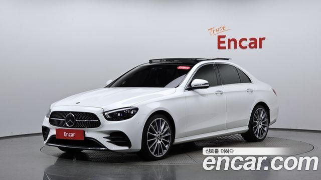 Mercedes-Benz E-Class 2021 — photo 36
