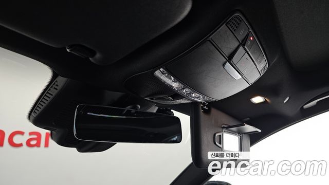 Mercedes-Benz E-Class 2021 — photo 30