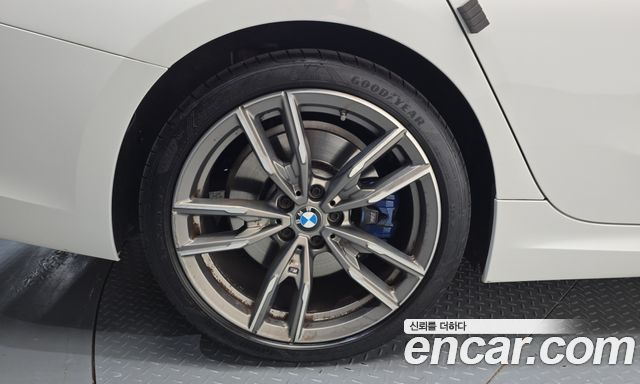 BMW 3-Series 2020 — photo 5