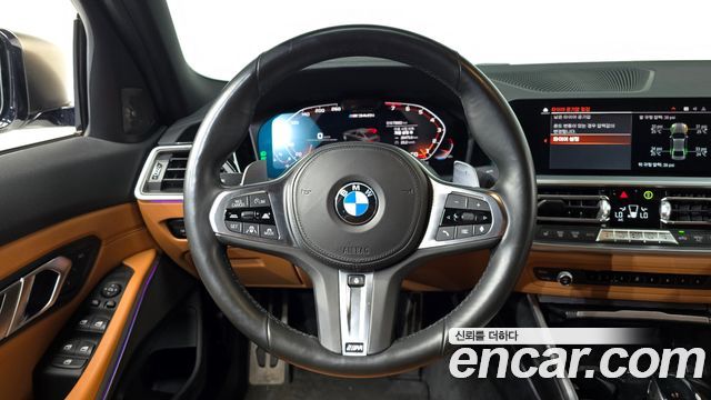 BMW 3-Series 2020 — photo 19
