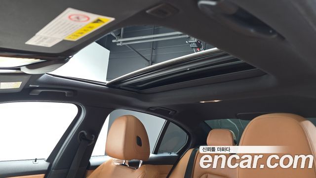 BMW 3-Series 2020 — photo 24