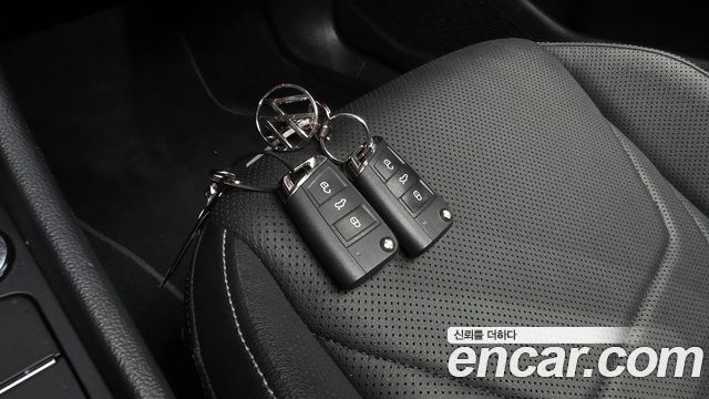 Volkswagen Jetta 2021 — photo 27