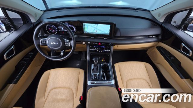 Kia Canival 2023 — photo 10