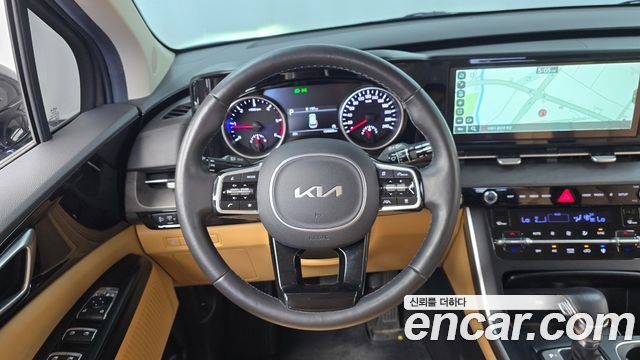 Kia Canival 2023 — photo 19