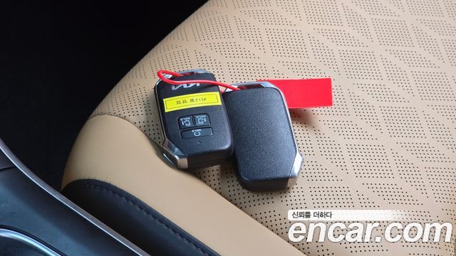 Kia Canival 2023 — photo 21